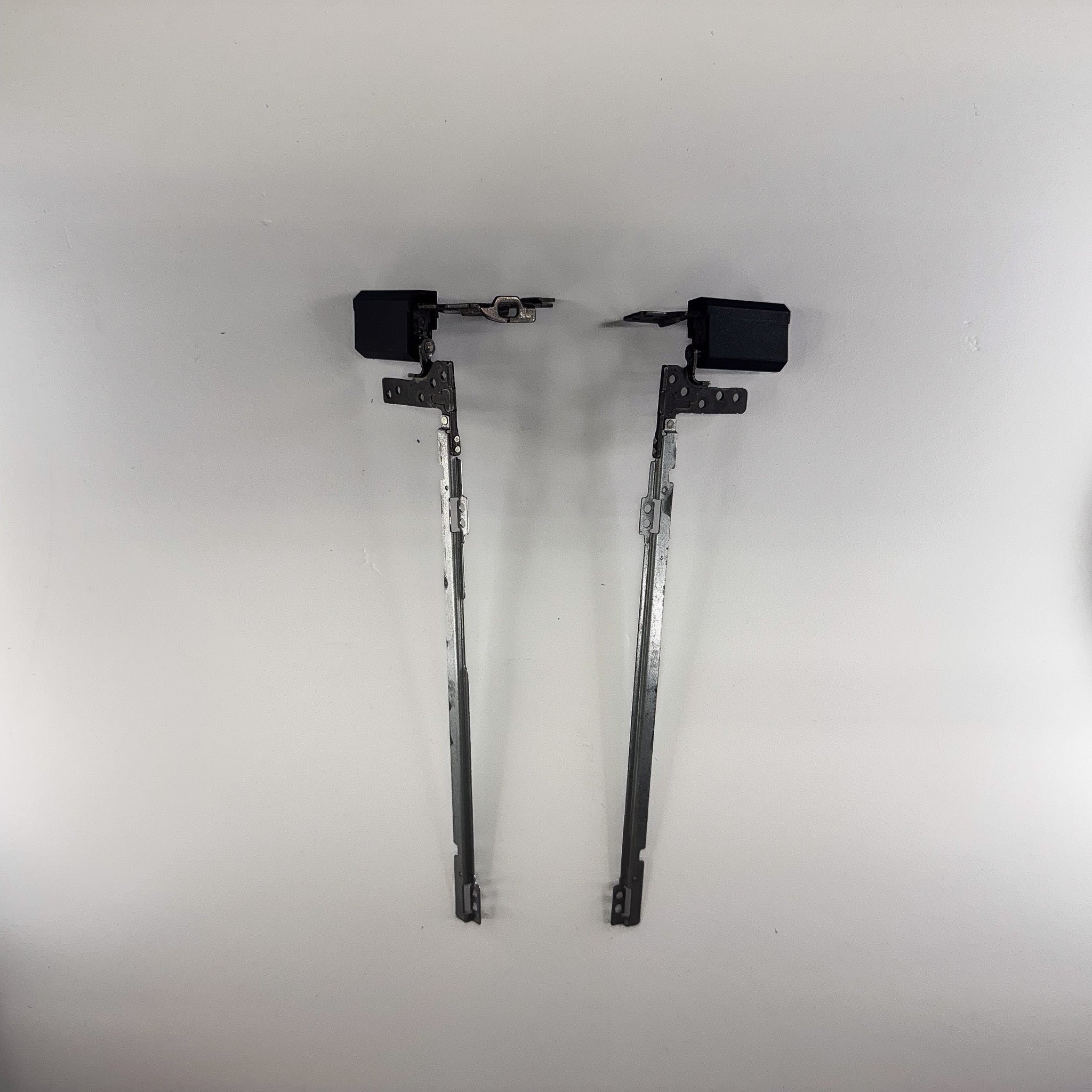 Acer Chromebook C721 Hinges