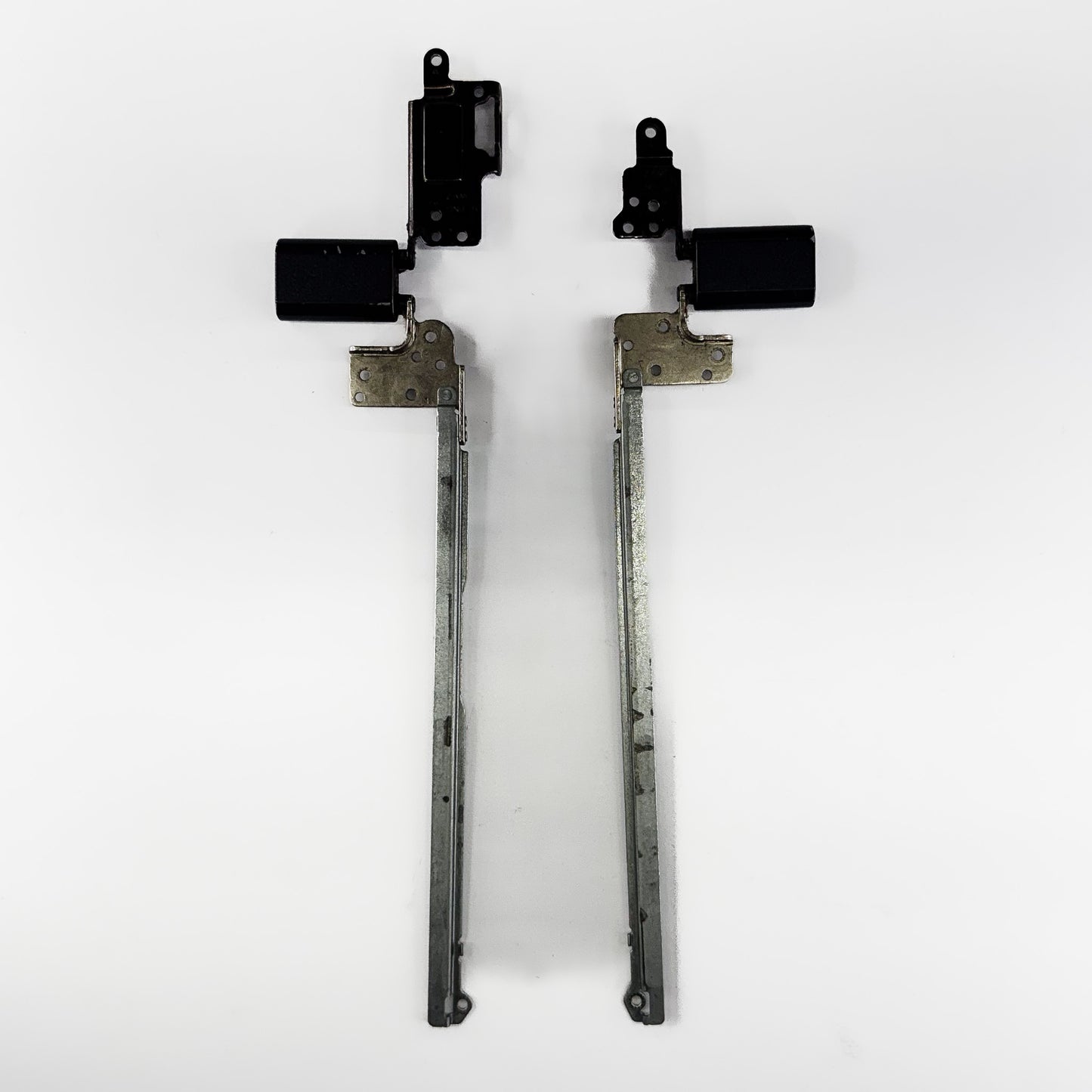Acer Chromebook R752T Hinges